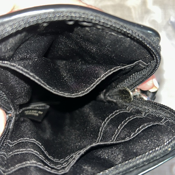 Coach EUC Black Nylon /Patent C Logo Wristlet/Card Holder - Picture 6 of 9